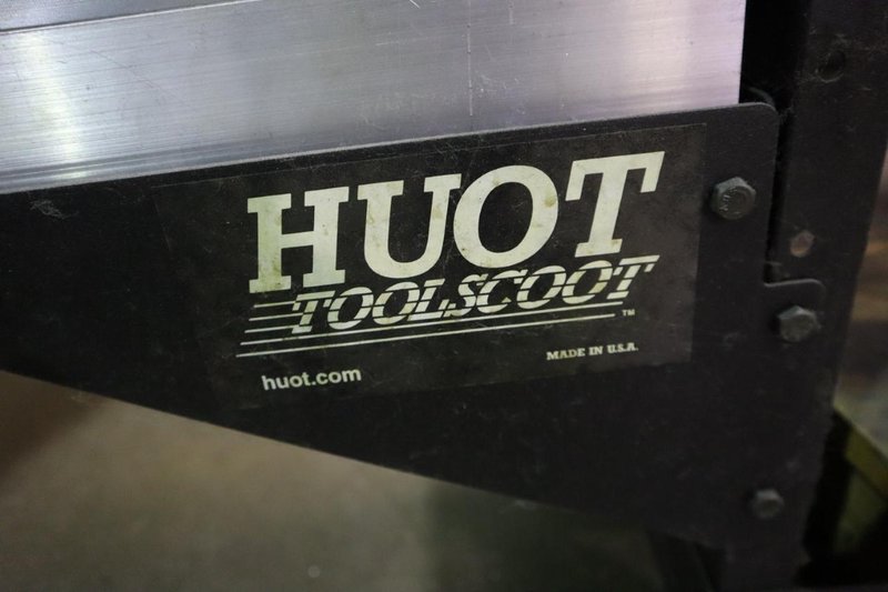 Huot Tool Scoot 40 Taper Tool Cart with Collet Trays, Extra 40 Taper Rack- Auction Item