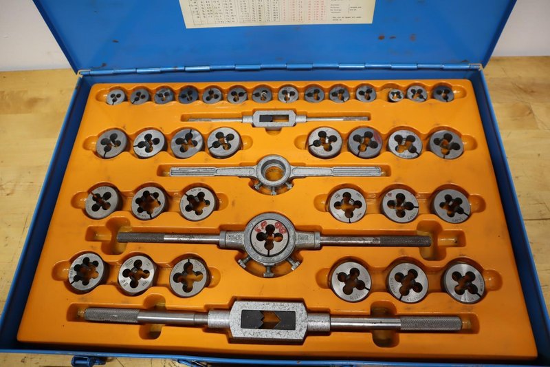 Continental Int. Tap &amp; Die Set w/ Case- Auction Item