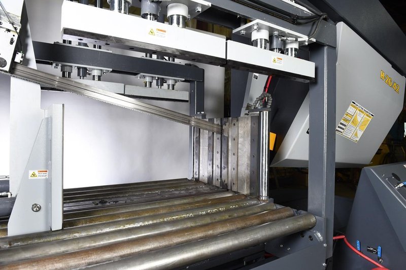 NEW 26"H x 42"W HYD-MECH H-26/42 SEMI AUTOMATIC HORIZONTAL BAND SAW