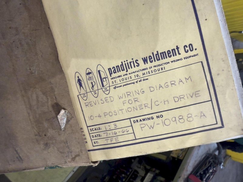 1,000 LB PANDJIRIS MODEL 10-4 MOTORIZED WELDING POSITIONER: YOBRO #24751