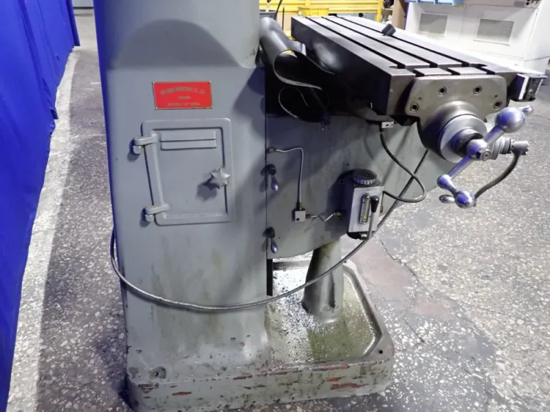 SHE HONG INDUSTRIAL CO. 42" X 9" VERTICAL MILL  -  2V