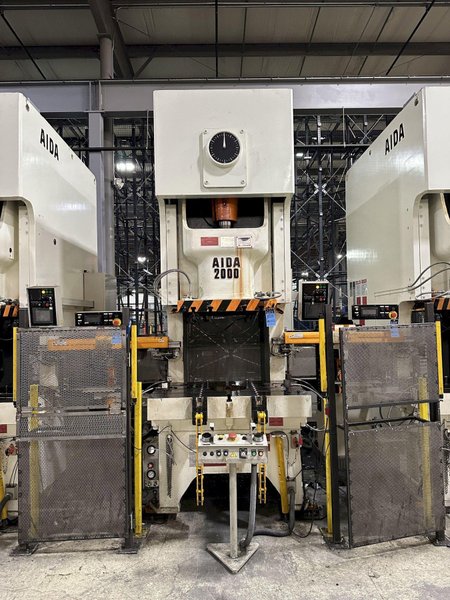 220 TON AIDA GAP FRAME METAL STAMPING PRESS