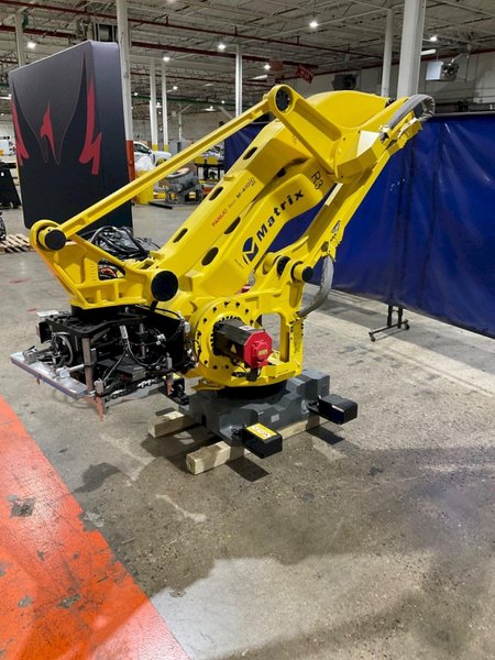 FANUC M-410IC/185 ROBOT W R-30IB PLUS CONTROLLER USED