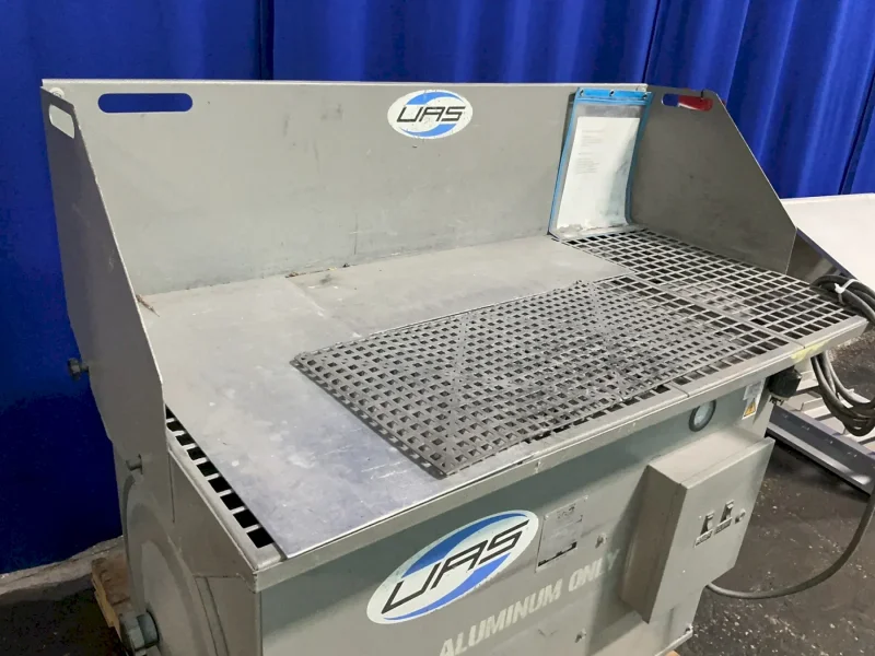 UAS 24” X 48” DOWNDRAFT BENCH DUST COLLECTOR   -  VP-150-C33USH