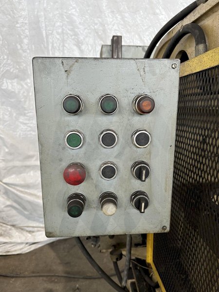 15 TON C-FRAME HYDRAULIC PRESS. STOCK # 0102523