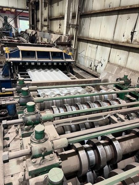 36&quot; HI-RIB 7.2 TYPE PANEL RAFTED ROLLFORMER LINE;  INCLUDES UNCOILER, FLYING SHEAR &amp; STACKER: YOBRO #24156