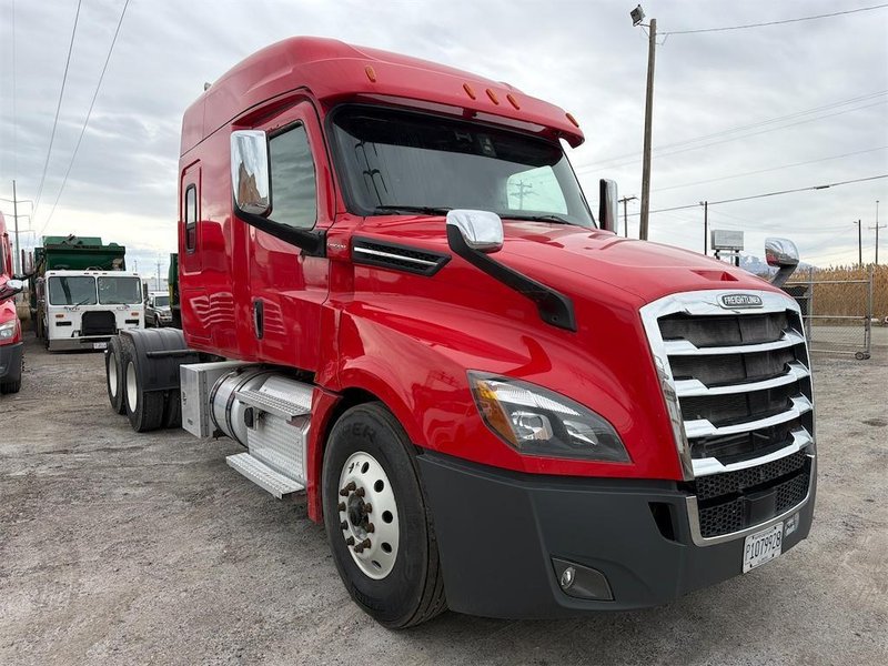 2020 Freightliner Cascadia 1FUJHHDV1LLLC1683