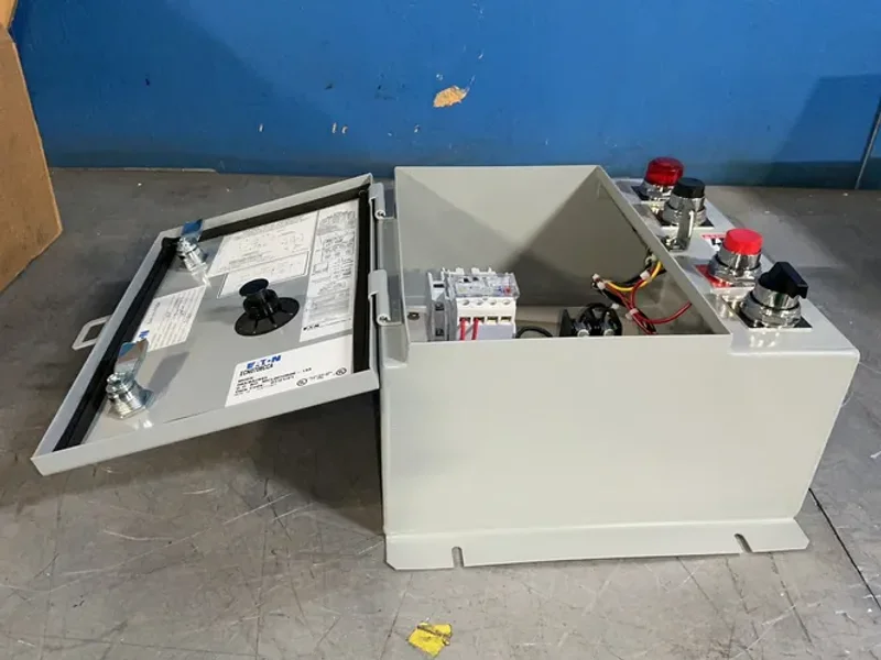 EATON NON-COMBINATION FVNR STARTER W/CPT  -  ECN0708CCA