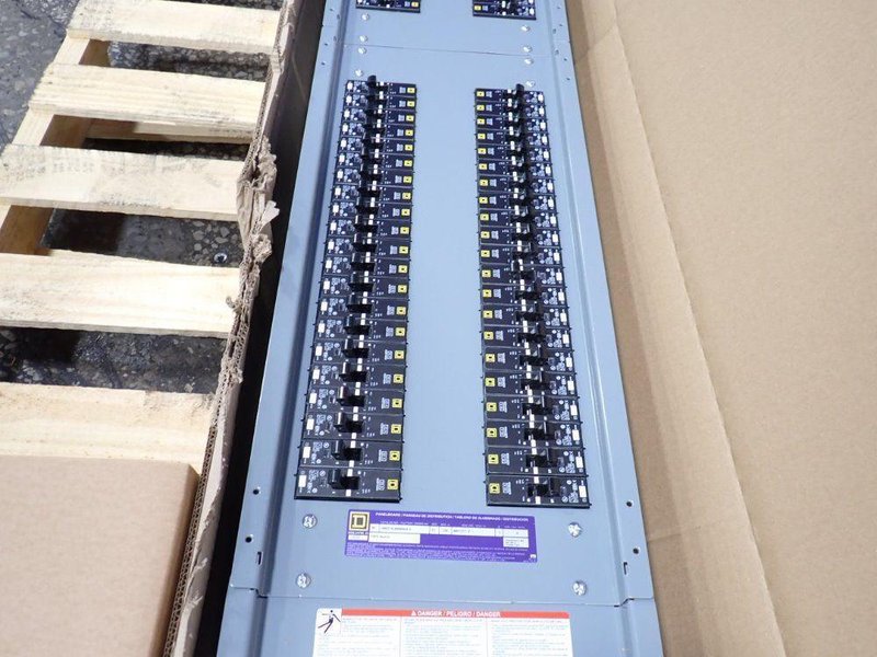 SQUARE D PANELBOARD  -  290051424909000410