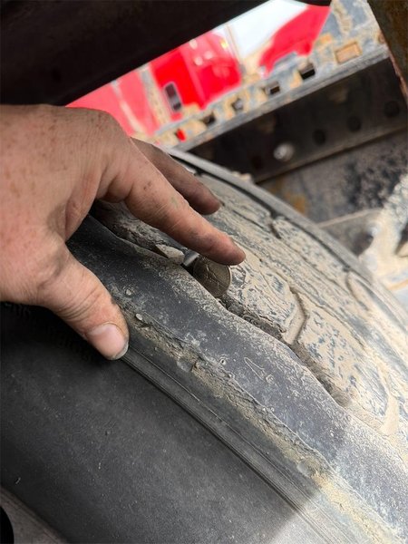 2020 Freightliner Cascadia 1FUJHHDV4LLLC1676