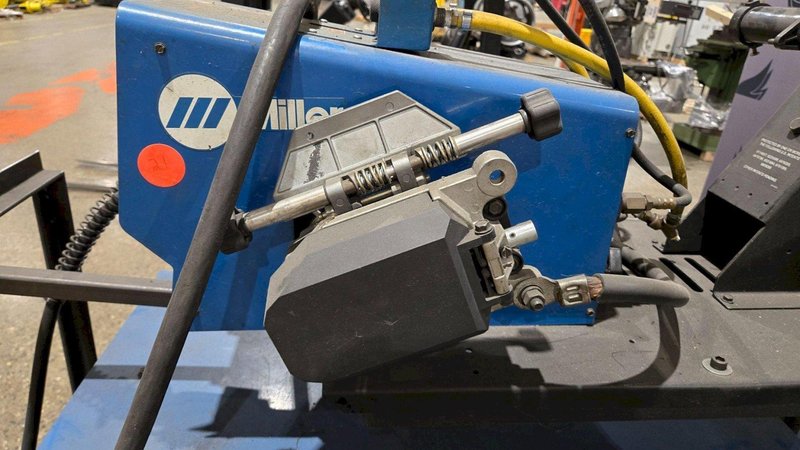 MILLER AUTO DELTAWELD 452 MIG WELDER WITH WIRE FEEDER USED
