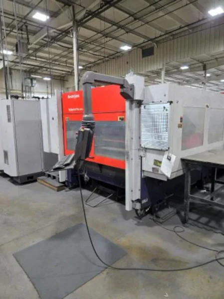 Bystronic Laser w/chiller, dust collector and nitrogen generator  -  BYSPRINT PRO 3015