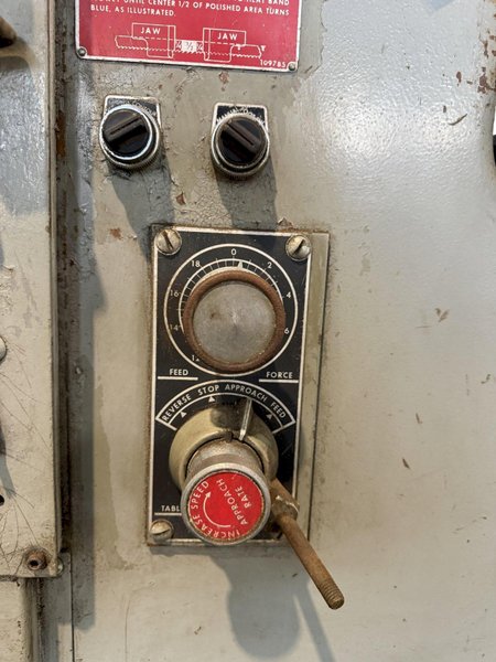 36" DOALL 3612-H VERTICAL BANDSAW. STOCK # 0217526.