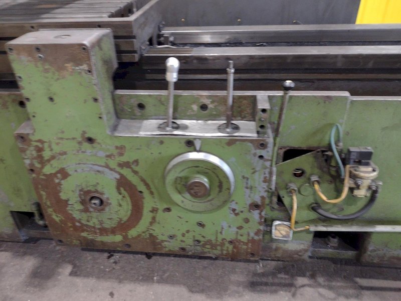 18&quot; X 128&quot; CINCINNATI HYPOWERMATIC HORIZONTAL SIMPLEX PRODUCTION MILL: STOCK #14725