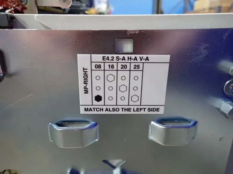 ABB AIR CIRCUIT BREAKER  -  SACE E4.2S-A
