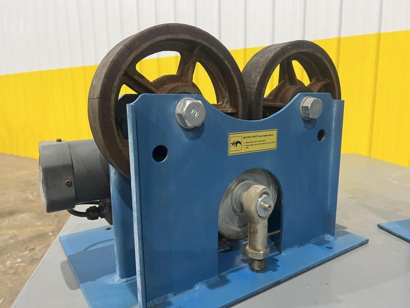 1300 LBS LACROIX POWERED &amp; IDLER TANK TURNING ROLLS: STOCK #18445