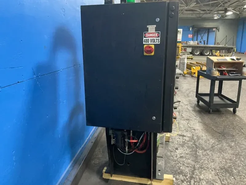 GRACO 123 PSI AIR, 3000 PSI FLUID THERM-O-FLOW HOT MELT SYSTEM  -  TOF200-A-2A1P64BENNN1NNNN