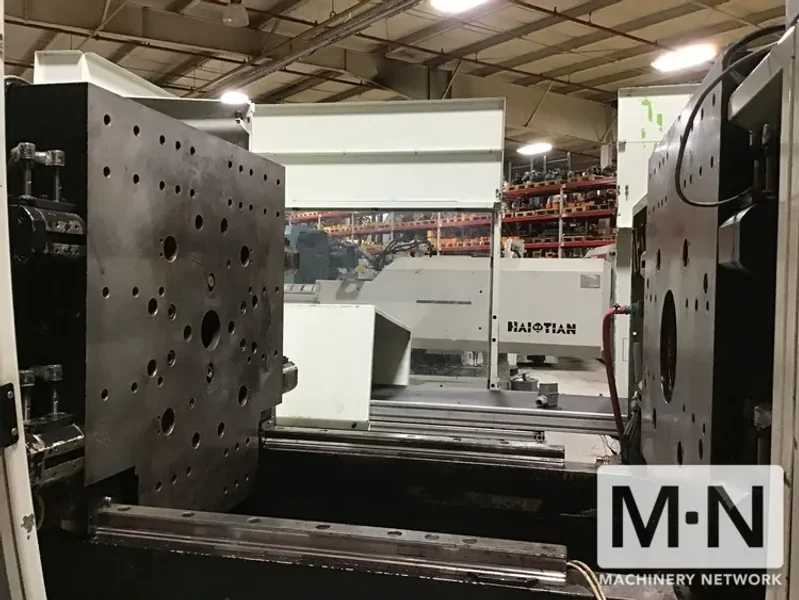 165 TON 8.2 OZ ENGEL MODEL VC650/165 TECH INJECTION MOLDING MACHINE MFG 2008