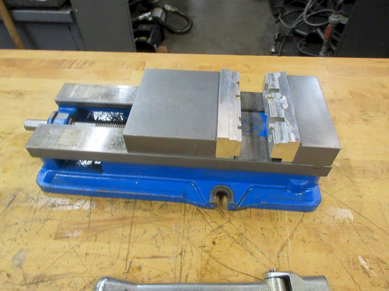 Kurt D688 6&quot; Machine Vise with Handle and Aluminum Soft Jaws- Auction Item