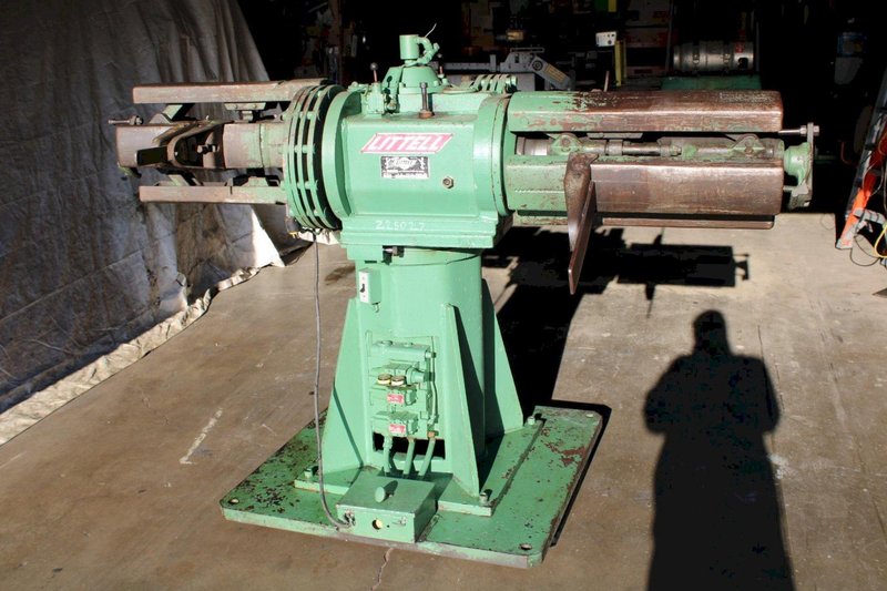 6000 LB X 24&quot; LITTELL DOUBLE END UNCOILER