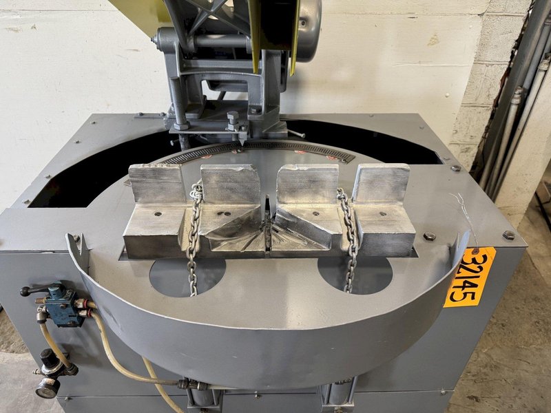 20"/22" Everett Abrasive Saw 20 DM 22, Double Miter, Air Vise, 10 HP