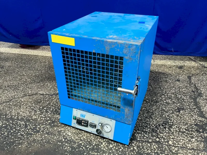 CASCADE TEK 18” X 24” X 18” VACUUM OVEN   -  TVO-5