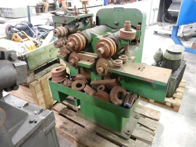 Dreistern - For making bicycle wheels