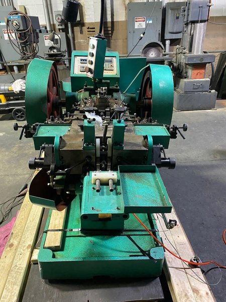 1/8&quot; Shanghai Wuling Model SD-30 Bi-Metal Contact Heading Machine