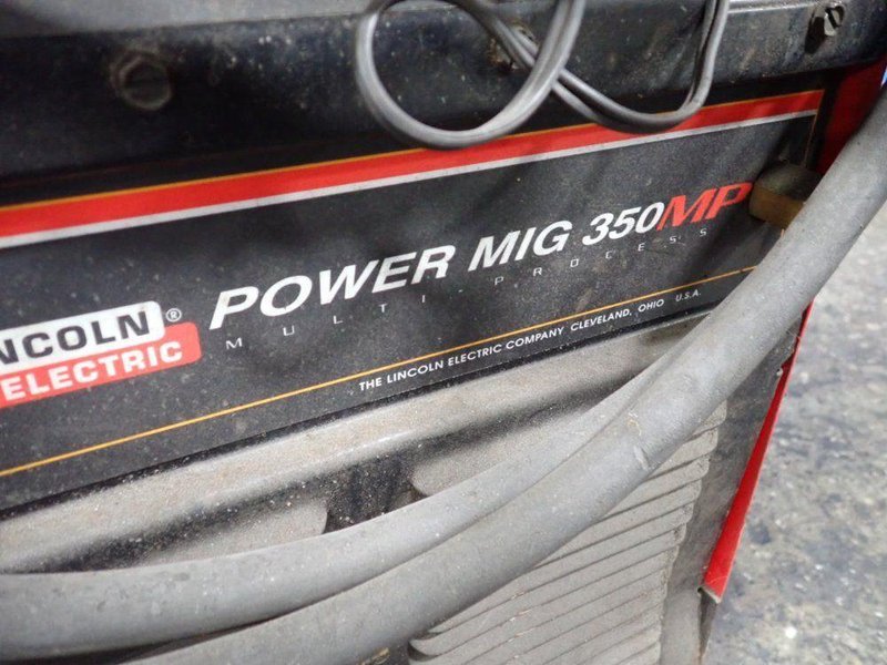 LINCOLN ELECTRIC 350 A WELDER   -  POWER MIG 350MP