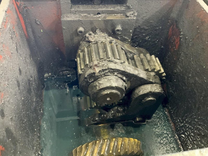 8 STAND X 2" DAHLSTROM MODEL 400-16 OB ROLL FORMER: STOCK #80948