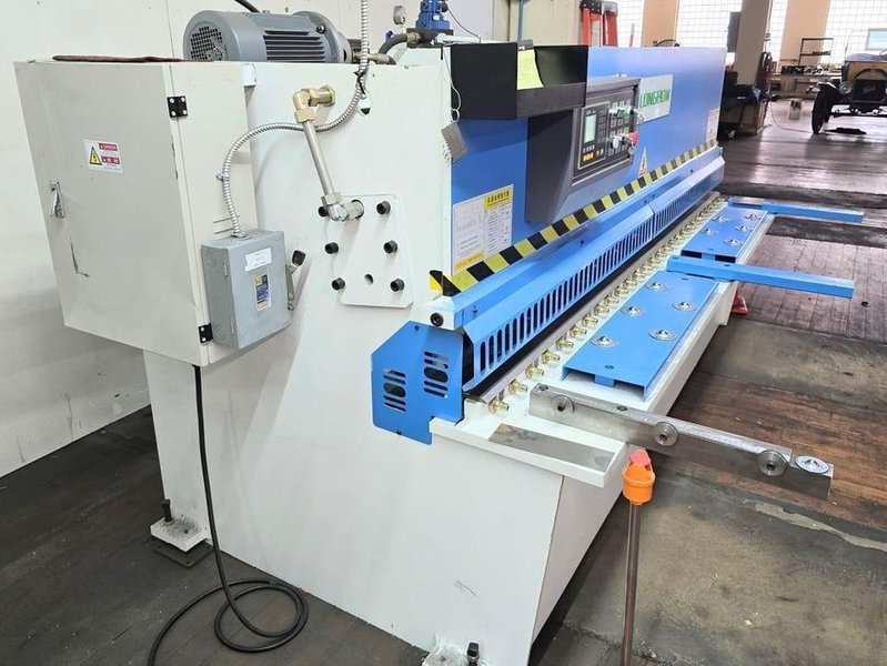 9 ga. x 8′ LongBow QC11Y Hydraulic Shear, 2023