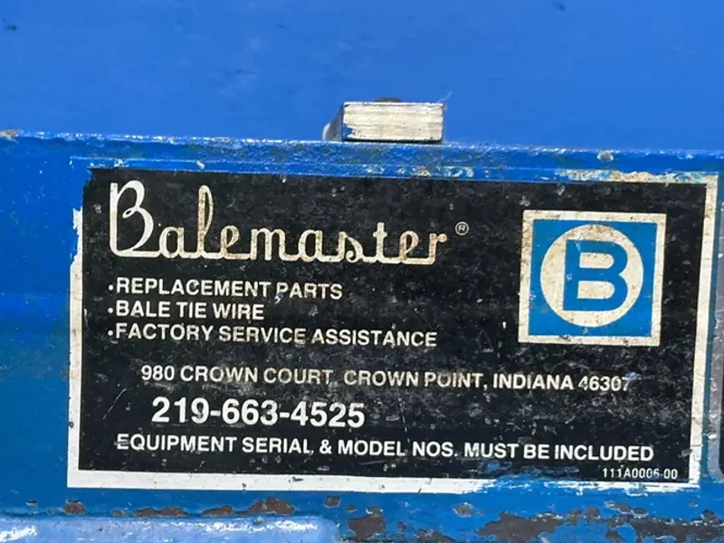 BALEMASTER 28” X 104” X 72” BALER