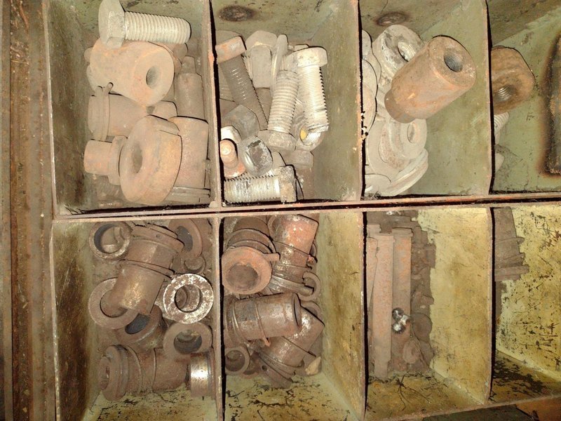 IRONWORKER PUNCHES &amp; TOOLING: STOCK #23168