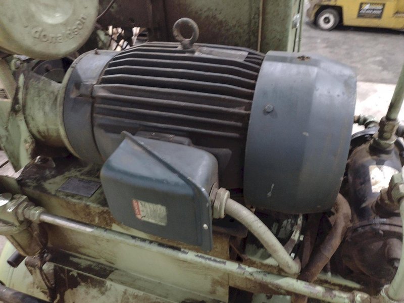 40 HP SULLAIR MODEL # LS10 AIR COMPRESSOR: STOCK #22123