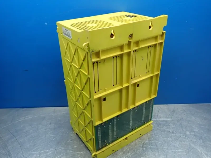 GE FANUC SERIES 18-TA 4-SLOT BACKPLANE MODULE  -  A02B-0130-B512