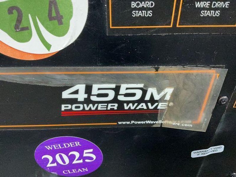 Lincoln Electric  455 Watts  Welder - Powerwave455m
