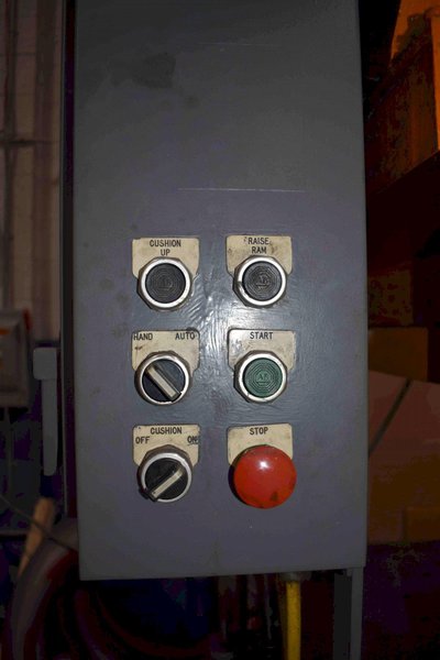 40 Ton HSI Hydraulic 4 Post Down Acting Press, 14" STR, 21" DLO, 48" x 31" BA, Cushion