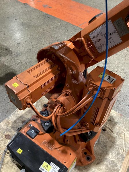 ABB IRB 2600 M2004 Robot w/ IRC5 Controls, Missing Cable Set USED