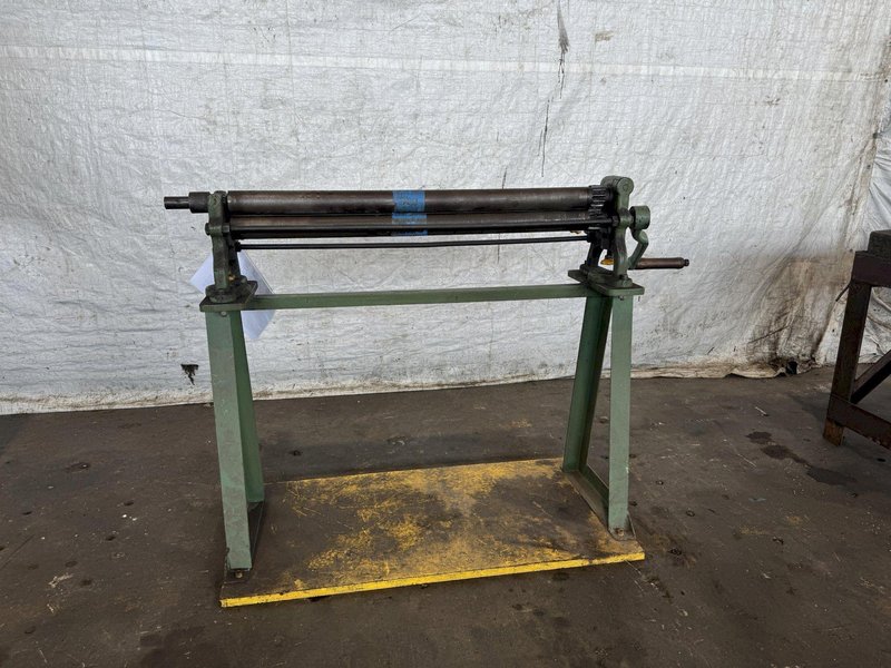 36" X 26 GAUGE MANUAL SLIP ROLL .STOCK # 0344825