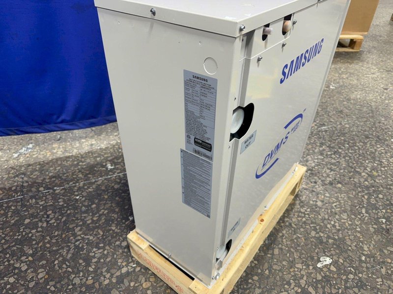 SAMSUNG 48000/54000 BTU MULTI SPLIT SYSTEM/HEAT PUMP  -  AM048KXWDCH