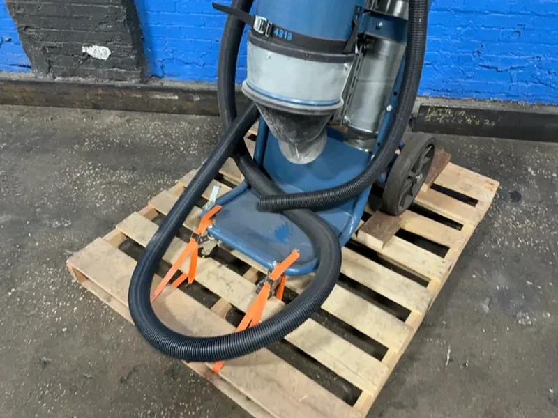 DUSTCONTROL AB PORTABLE DUST COLLECTOR   -  DC 3800TR EX