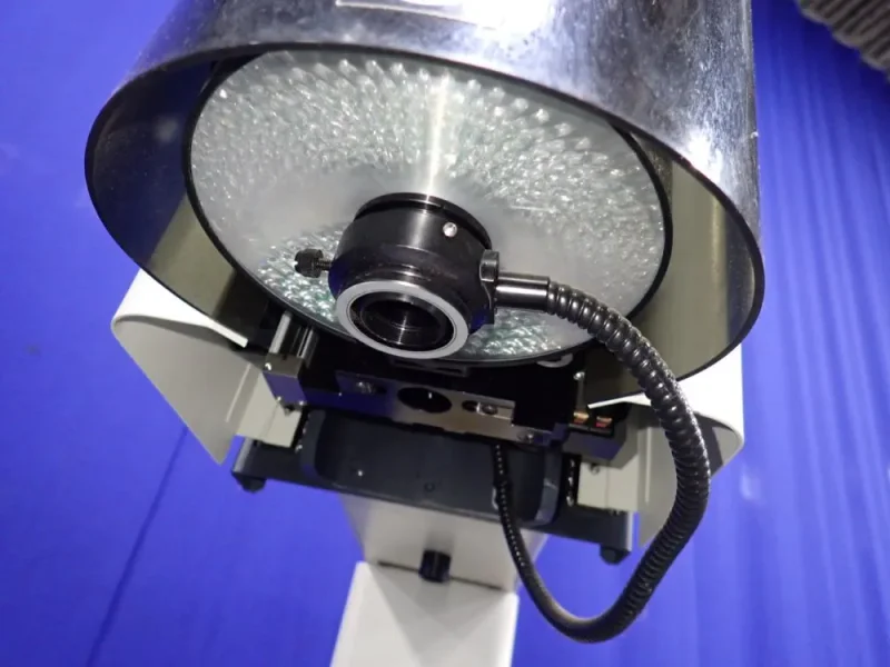 OPTICAL GAGING PRODUCTS INC 21 1/2" X 21 1/2" VIDEO MEASURING SYSTEM  -  AVANT 400 ZIP