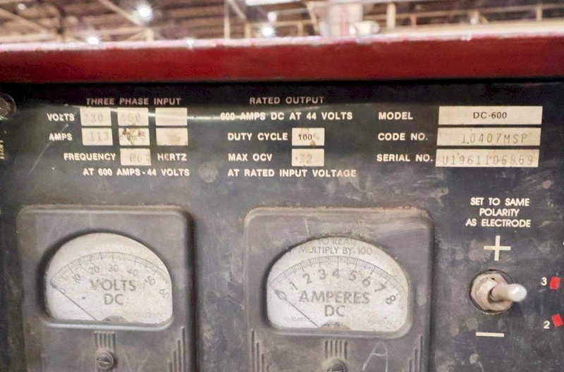 LINCOLN ELECTRIC DC-600 IDEALARC DC ARC WELDER: YOBRO #24624