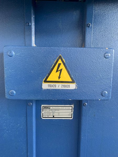 8,000 LB  X 12" ARKU AH3000/2/350/FU-4Q DOUBLE END POWERED COIL REEL/UNCOILER. STOCK # 0644723