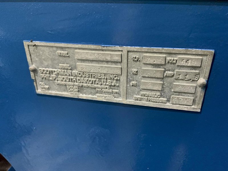 90 TON SCOTCHMAN HYDRAULIC IRON WORKER #9012: STOCK #80932