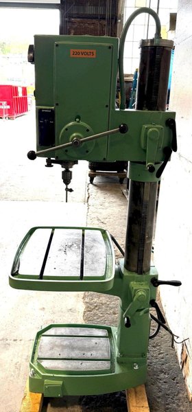 24&quot; Doall Single Spindle Drill DG-24, Gear Head, 90-3360 RPM, 16&quot; x 20&quot; T-Slot Table, Clean