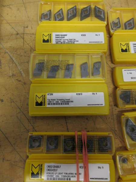 Replaceable Boring Heads, Kennametal &amp; Valenite and Carbide Turning Inserts- Auction Item