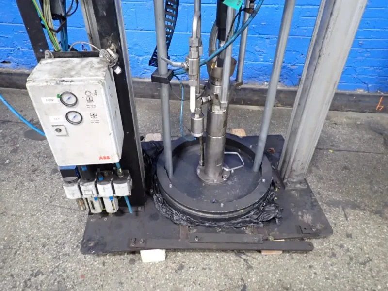 8 BAR ADHESIVE DISPENSING SYSTEM