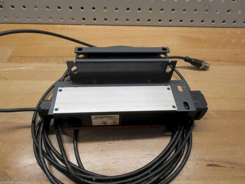 Used Haas 32-1095 CE DOOR INTERLOCK ASSY B (NO KEY) W/ Mounting Bracket &amp; Cable