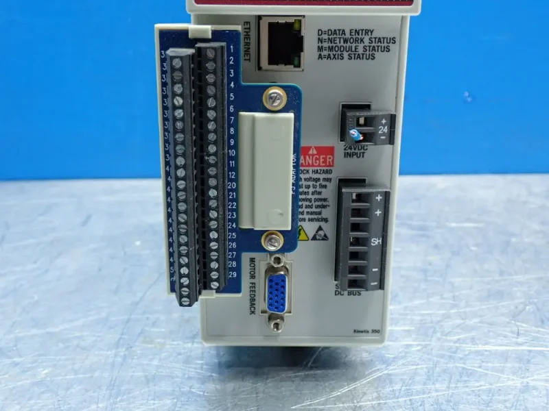 ALLEN BRADLEY 1.0KW, 2.0A OUTPUT, 2.7A INPUT KINETIX SINGLE-AXIS SERVO DRIVE  -  2097-V34PR3-LM